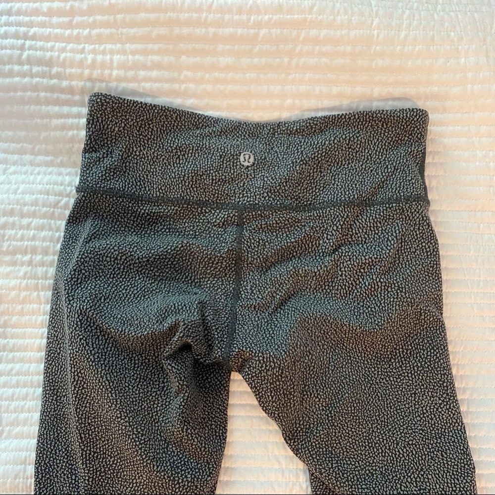 Grey spotted Lululemon leggings